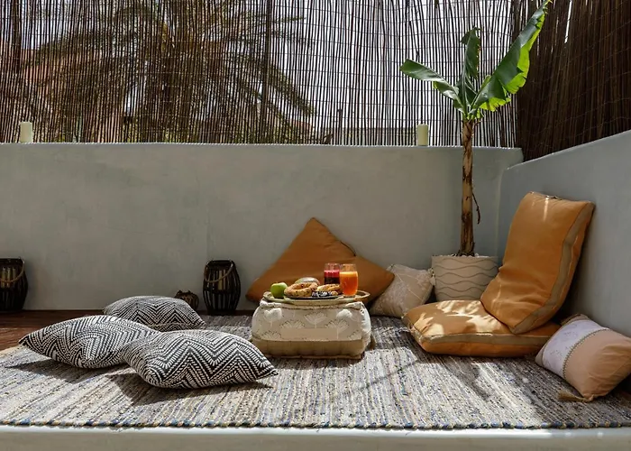Kamares Boutique Residence